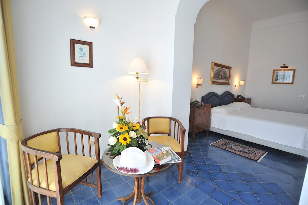 Belvedere Hotel 4*