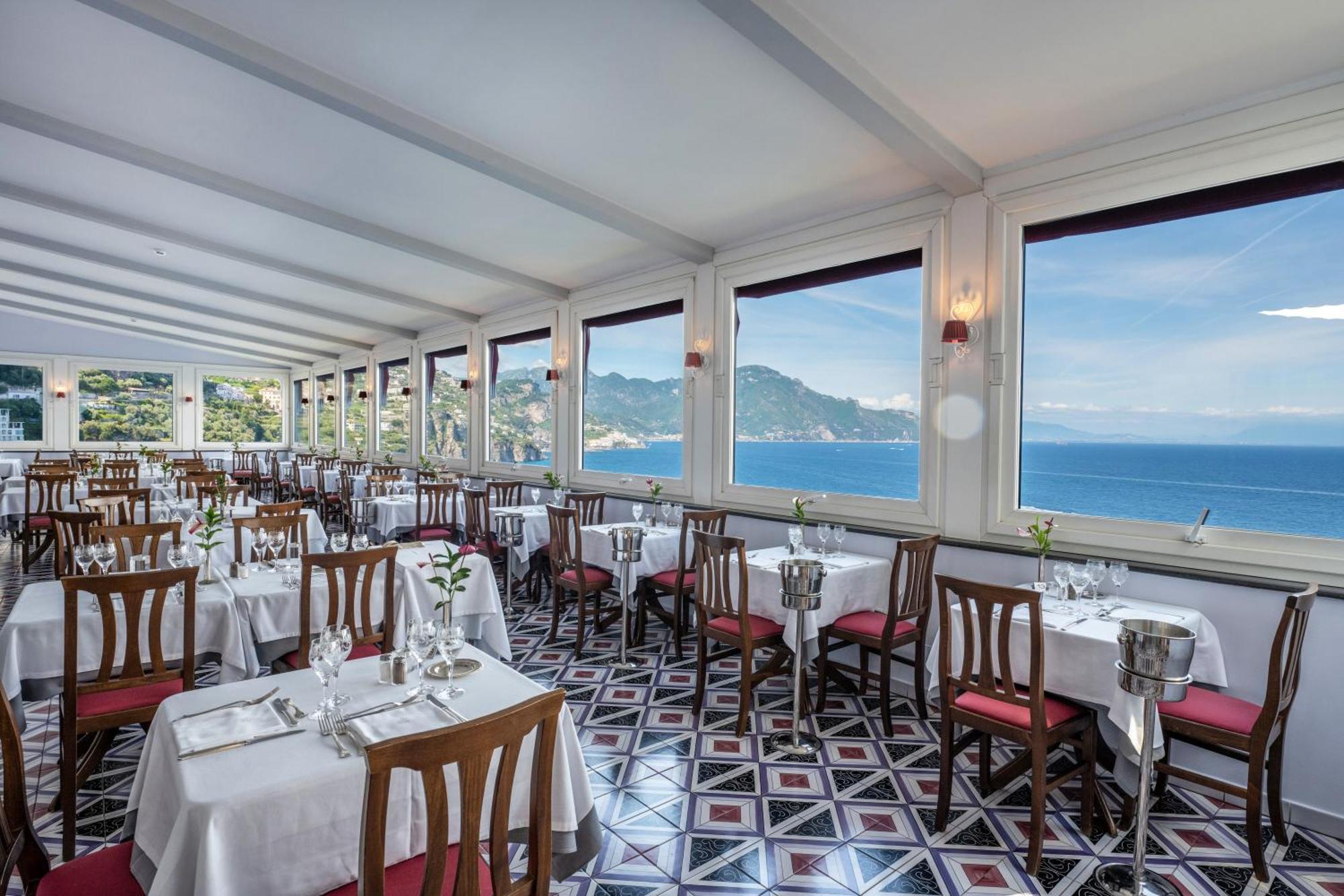 Belvedere Hotel 4*