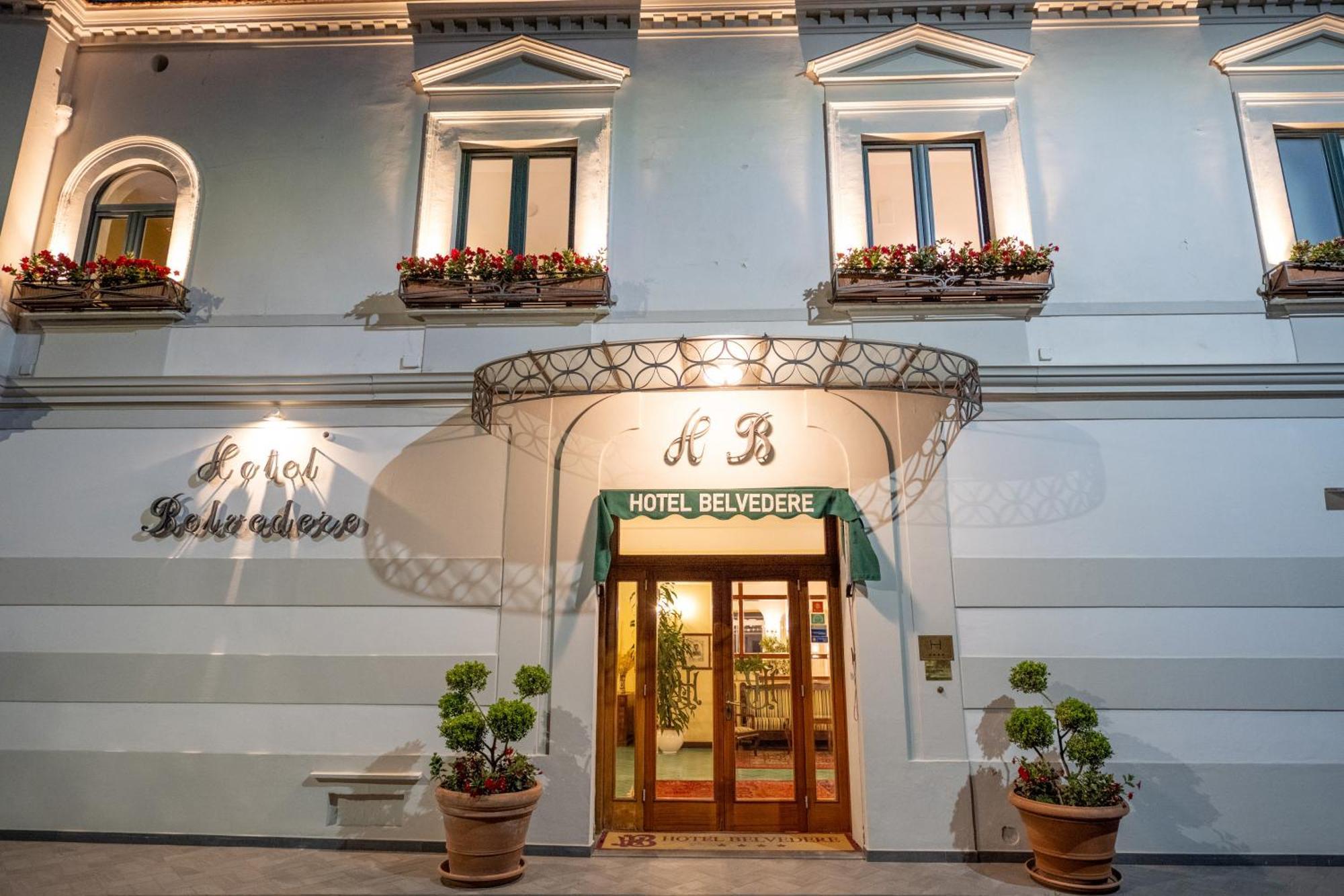 Belvedere Hotel 4*